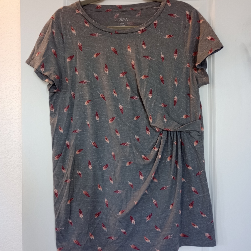 a:glow/ Women's Maternity Gray Ruched Tee with Short Sleeves/ Size Large